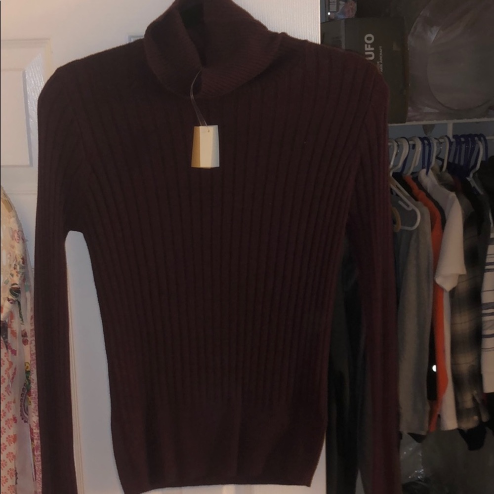 Turtle neck - Picture 1 of 1
